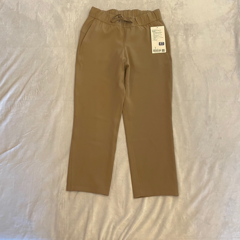 Lululemon on the fly woven crop